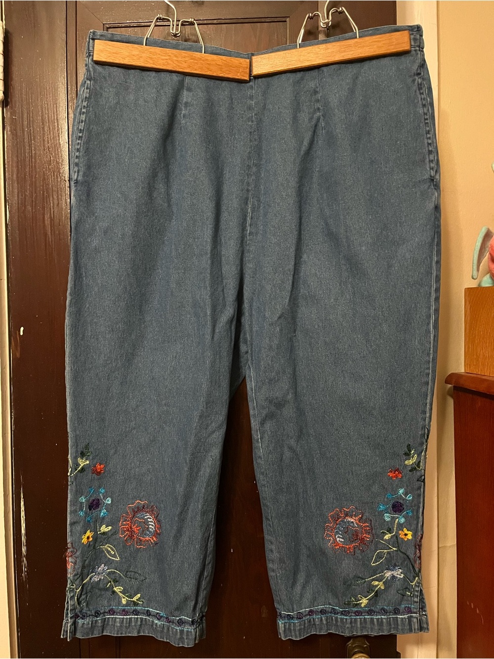 Women's Embroidered Capris - Denim Blue